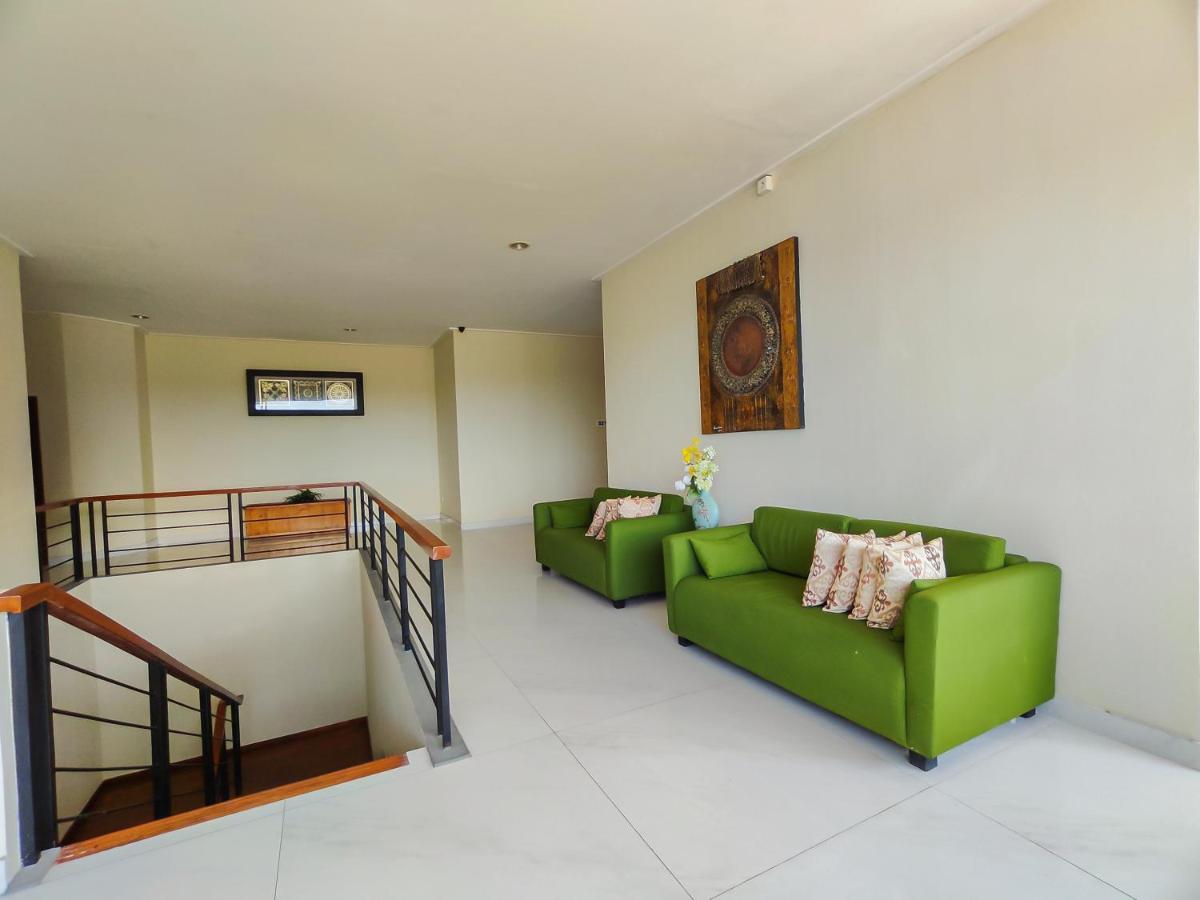 Square And Seminyak