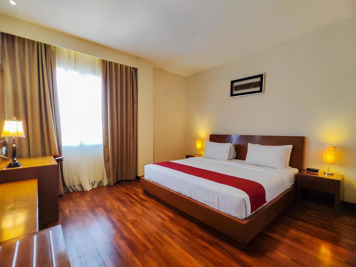Square And 3* Seminyak