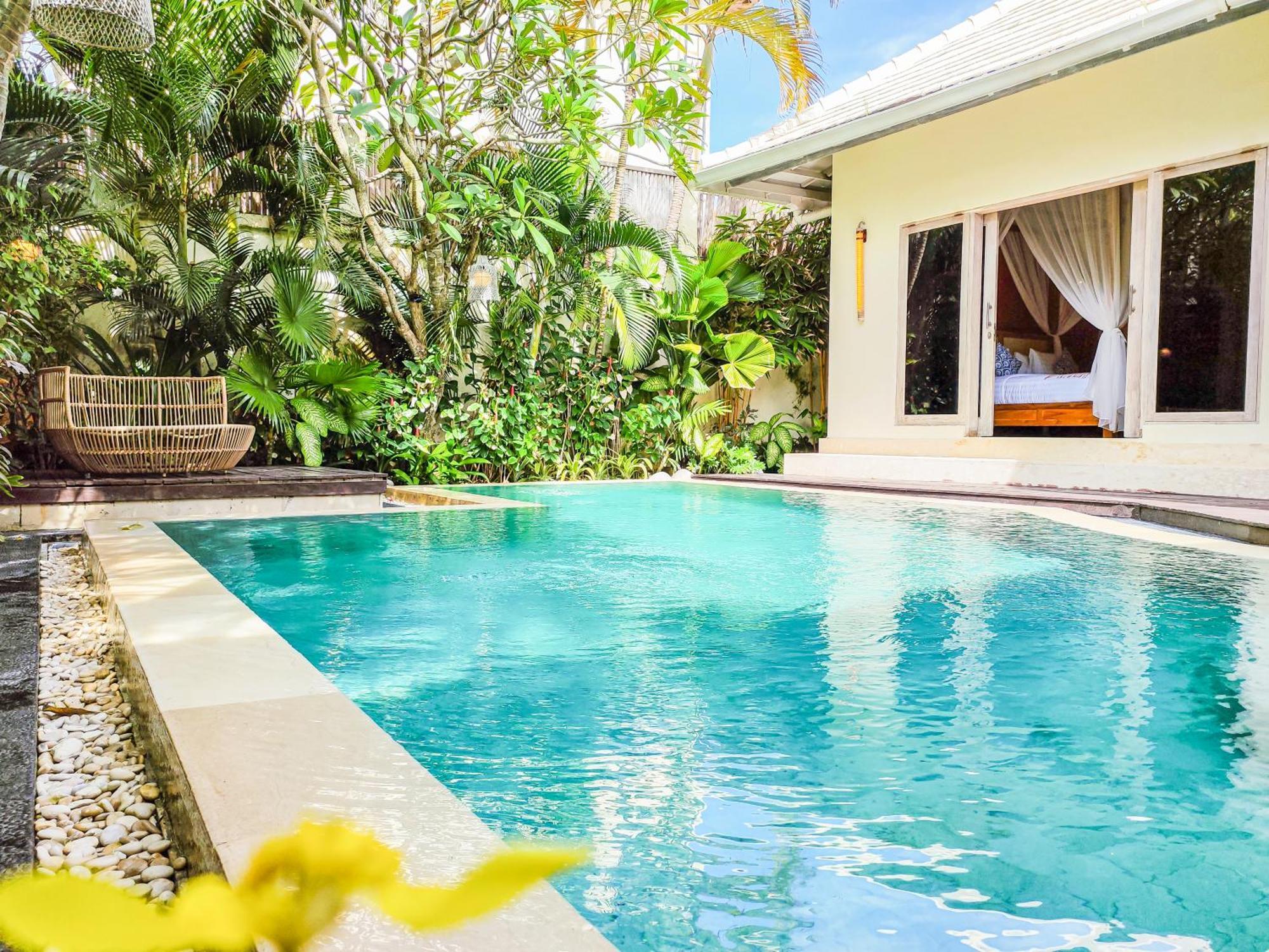 Square And Seminyak